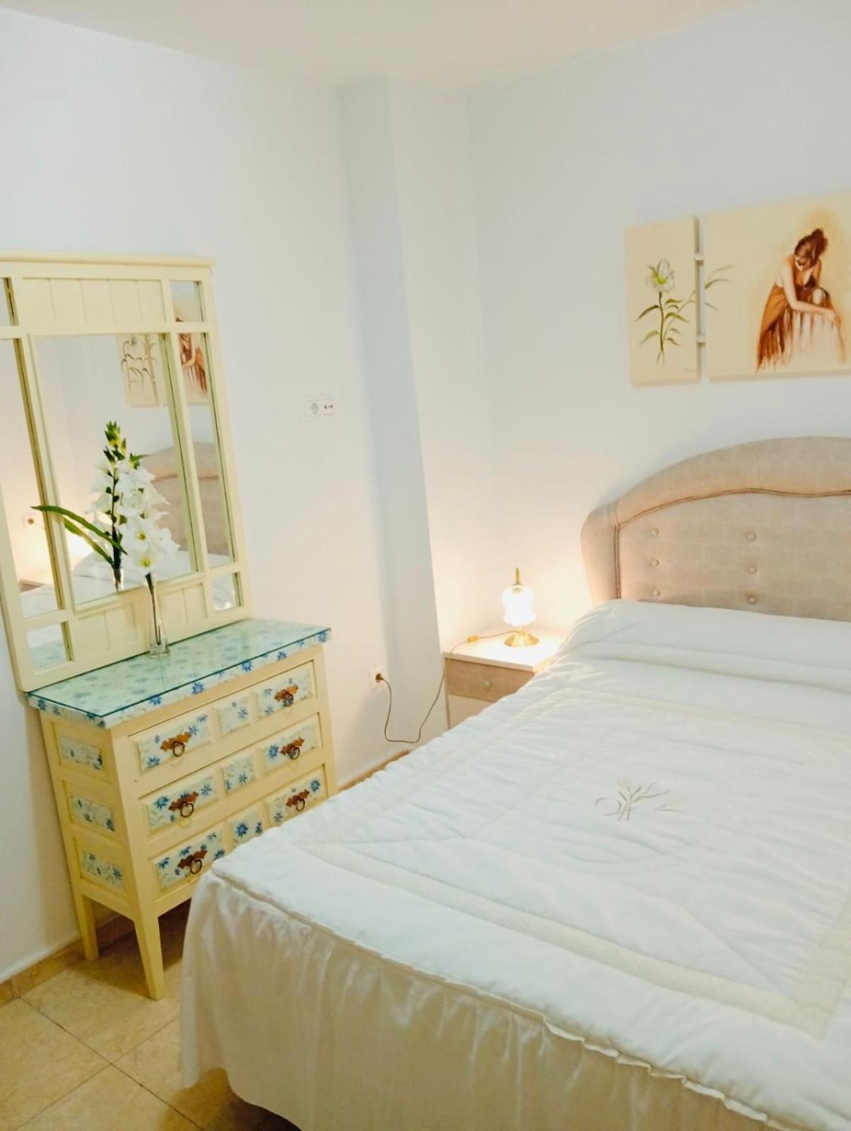 Apartamentos San Anton Villarrobledo Buitenkant foto